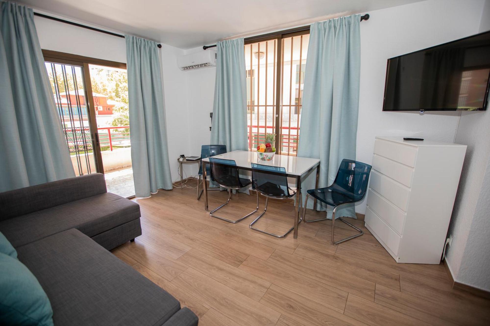 Apartamento Carlos V - 1a Levante *